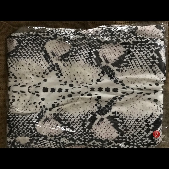 Snake Print Cardigan Size Medium - Picture 6 of 7